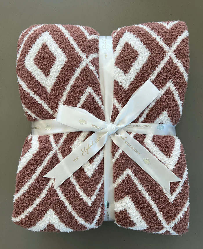 Alexa Jean Brown Collection: Diamond Argyle | The Styled Collection