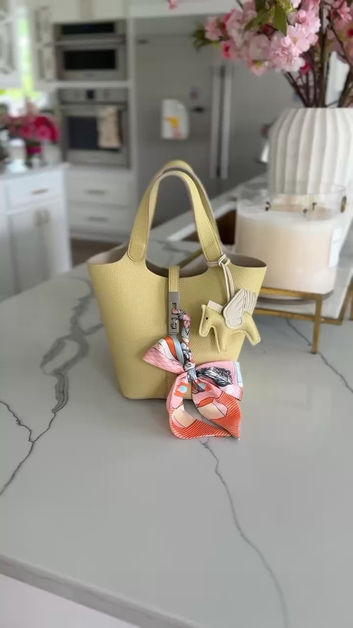 Perfect summer accessory that looks Hermes BUT it’s Amazon!! 💛

Amazon finds, Hermes bags, Picotin bags, Picotin lookalike, Butter yellow, Summer, Emily Gemma

#LTKdayinmylife #LTKBeauty #LTKHome