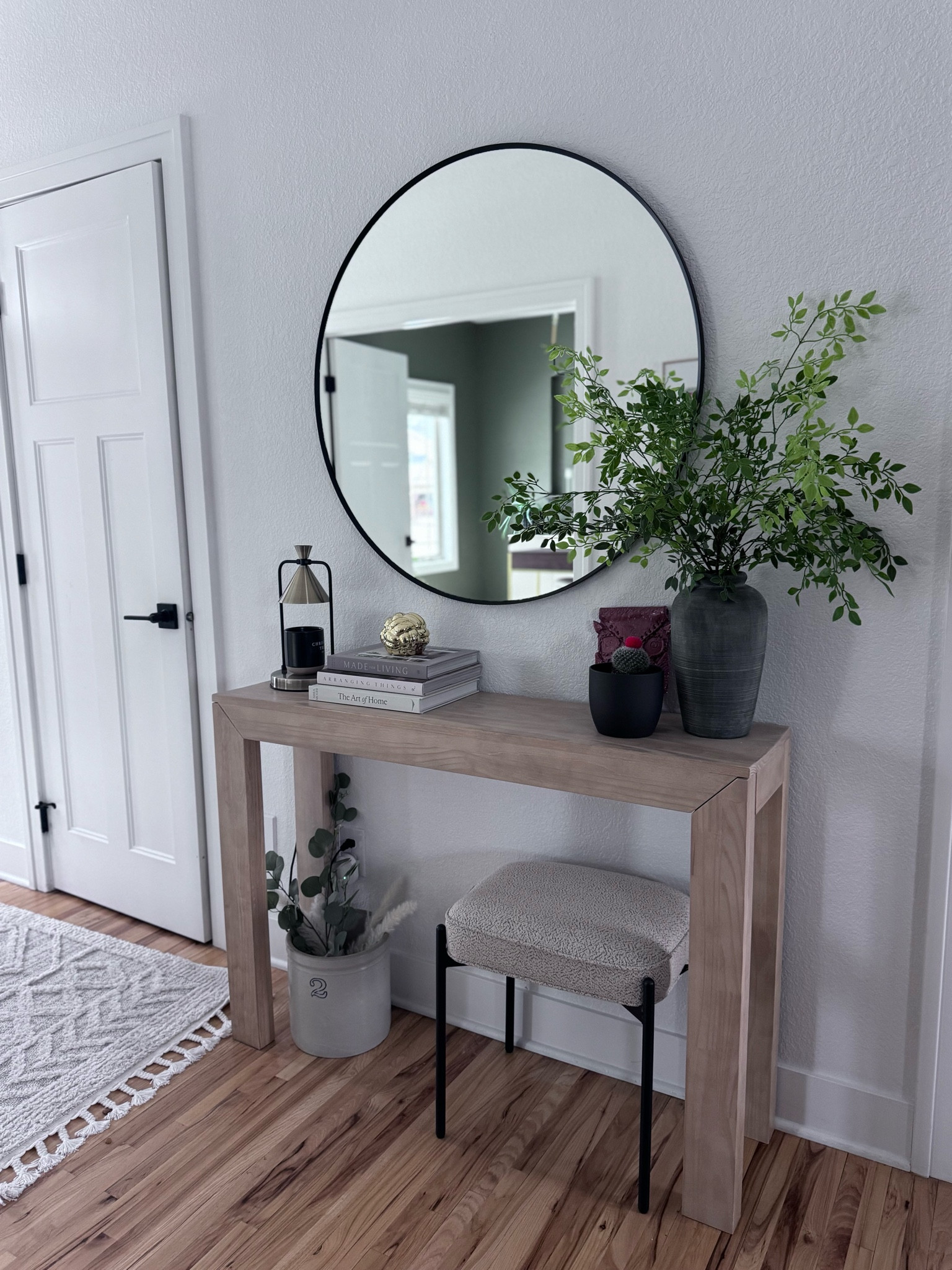 Enter here 🫶🏻

#LTKFindsUnder100 #LTKSeasonal #LTKHome