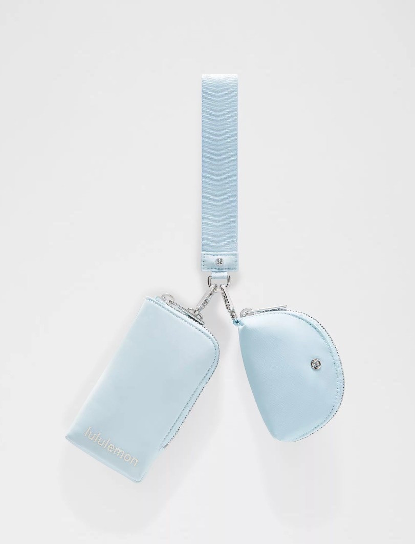 New blue @lululemon wristlet 