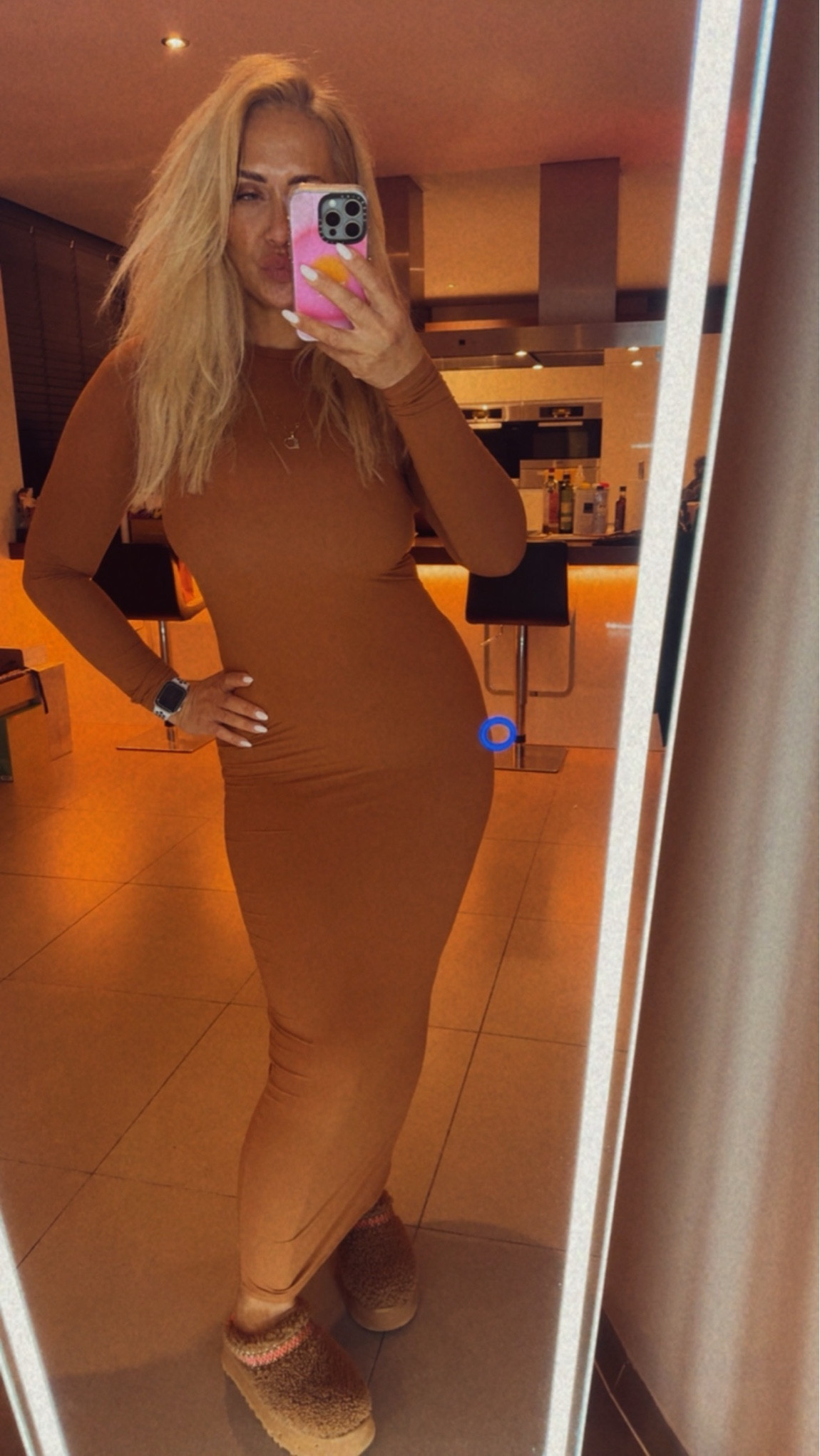 Skims fits everybody crewneck dress / wearing medium 

#skims #skimsdress #uggtazz

#LTKautumn