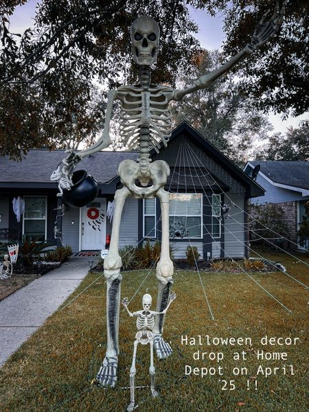 New Home Accent 12 ft skeleton from Home Depot is available NOW!!!! Along with another giant decors!!
12 ft giant decors as a Home Accents Holiday
7 FT. Animated Frankenstein’s Monster 
 There is limit 1 per person.

#homedepot #halloween #skeleton #12ftskeleton #decor #scary #polacek

#LTKparties #LTKSeasonal #LTKhome