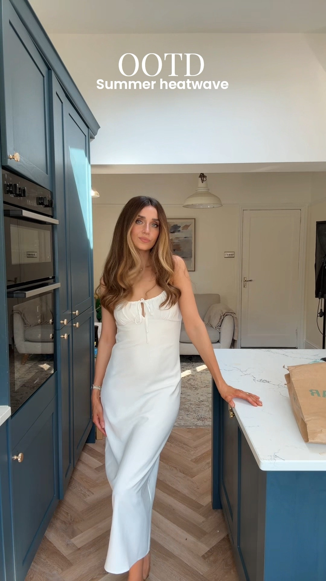 The perfect white summer dress for this heatwave ☀️

Dress is Pull&Bear and I’m wearing a size S 

#pullandbearcommunity

#LTKuk #LTKsummer #LTKdresses