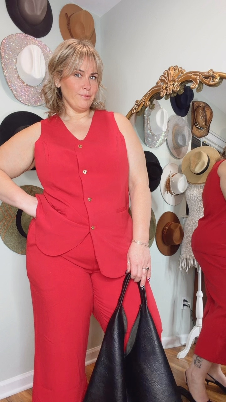 Wearing the 14 n top and 16 in bottoms 