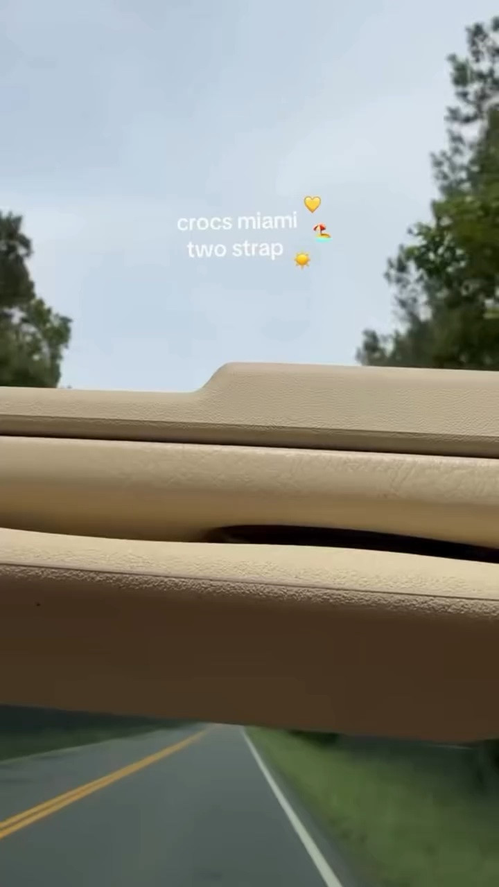 Crocs Miami 2 Strap ALL DAY EVERYDAY comment LINK for the
BEST PRICE #crocs #crocssandals #summersandals