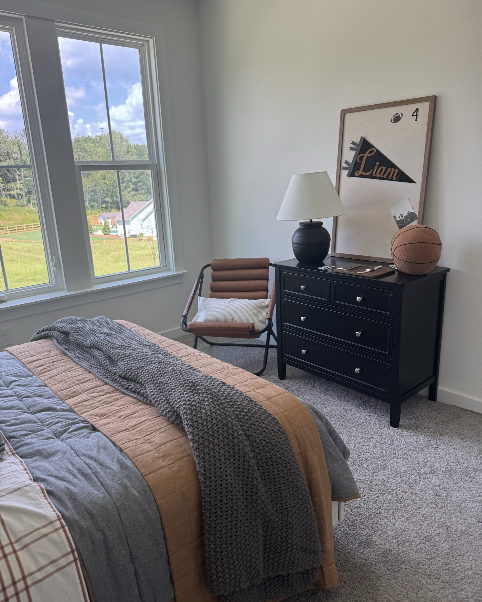 Boys Bedroom decor ideas! Teen or tween boys room! Masculine bedroom inspo, kids bedding, teen bedroom inspiration, pbteen, home decor 


#LTKHome #LTKKids #LTKSaleAlert