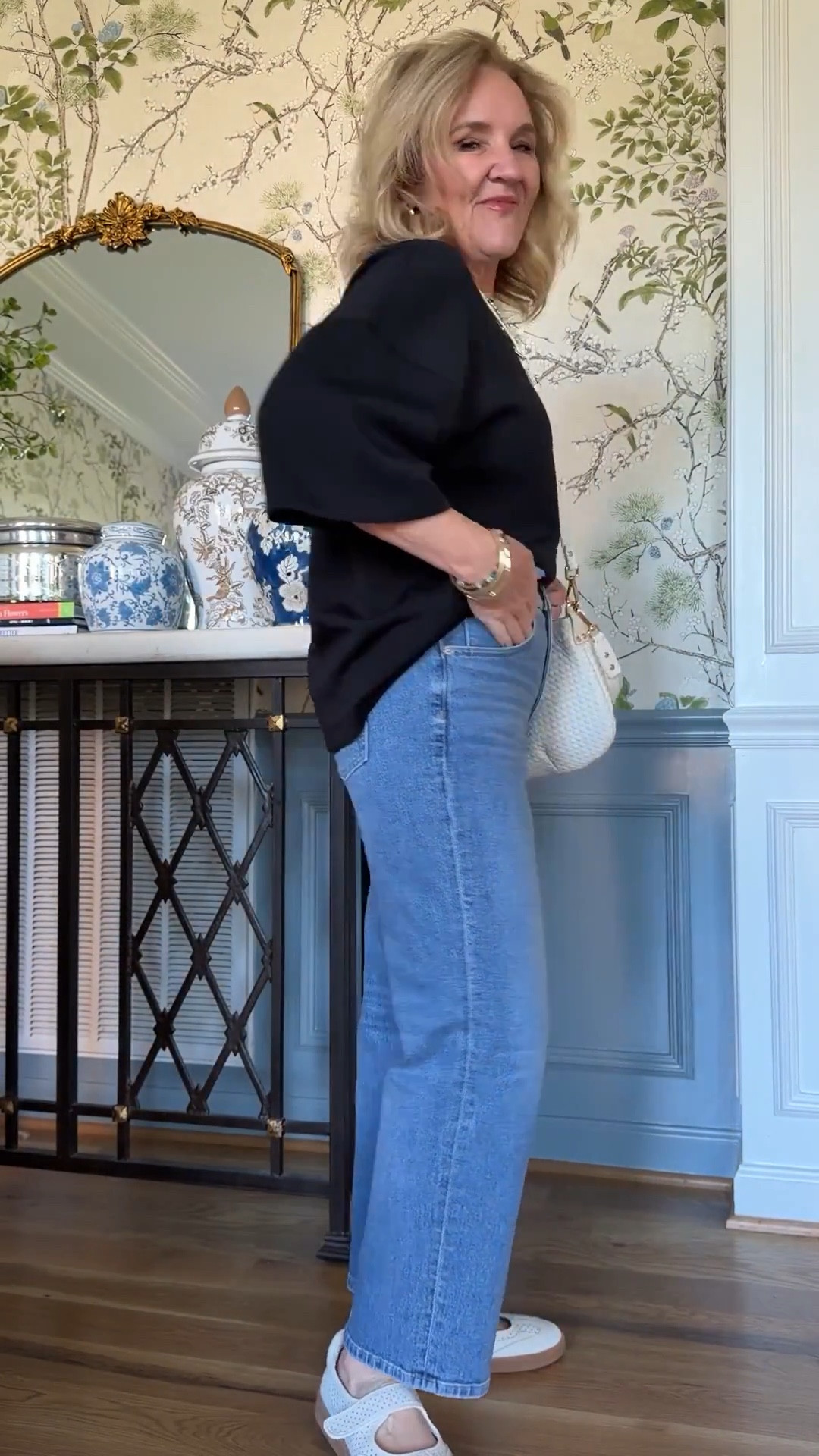  Easy outfit idea jeans and a tee but make it elevated. 
Spanx tee size medium 
Spanx jeans size medium petite (size 6-8) do size up if inbetween 

 

#LTKPetite #LTKOver40 #LTKootd