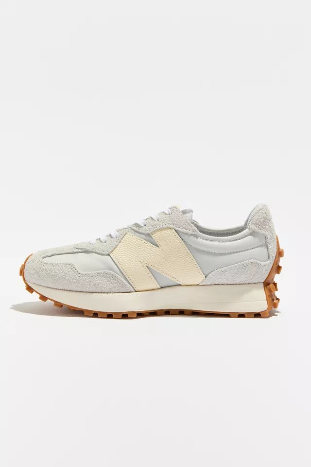 New Balance 327 Women’s Sneaker | Urban Outfitters (US and RoW)