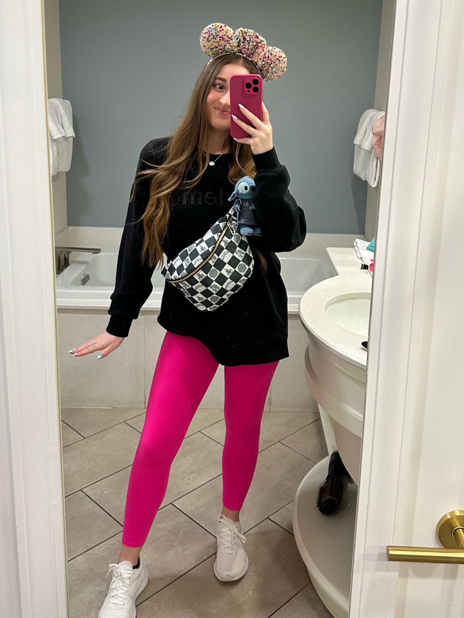 outfit for a night out in disney ✨