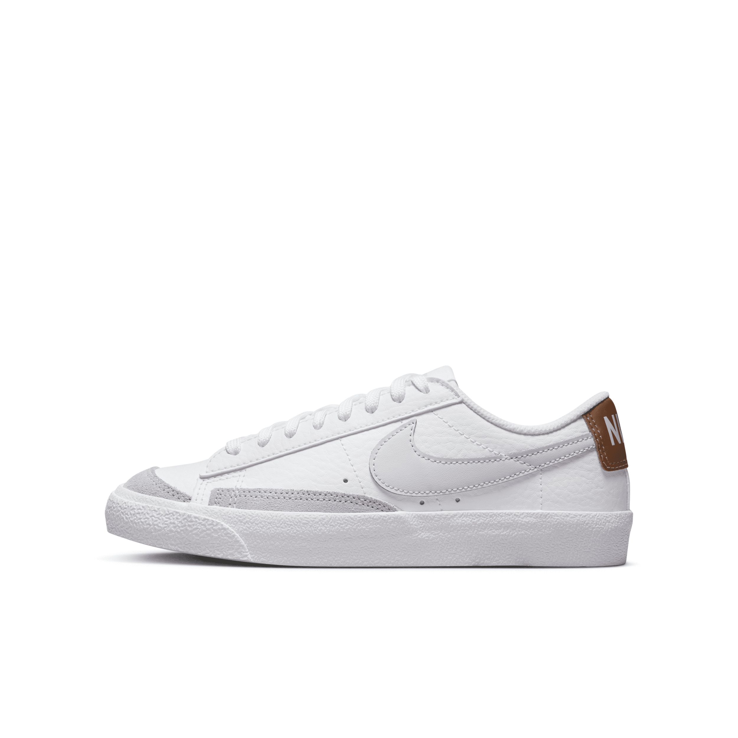 Nike Blazer Low '77 Big Kids' Shoes in White, Size: 7Y | DA4074-116 | Nike (US)