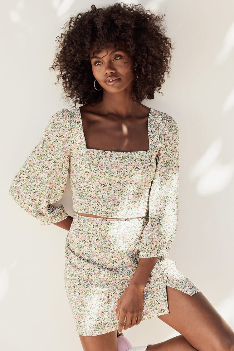 Even Sweeter White Floral Print Three-Quarter Sleeve Crop Top | Lulus (US)