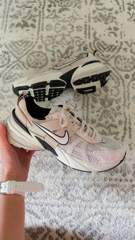 Low top sneakers white sneakers nike sneakers casual outfit comfy outfit mom style mom outfits athletic sneakers running sneakers shoes 

#LTKShoeCrush #LTKActive #LTKStyleTip