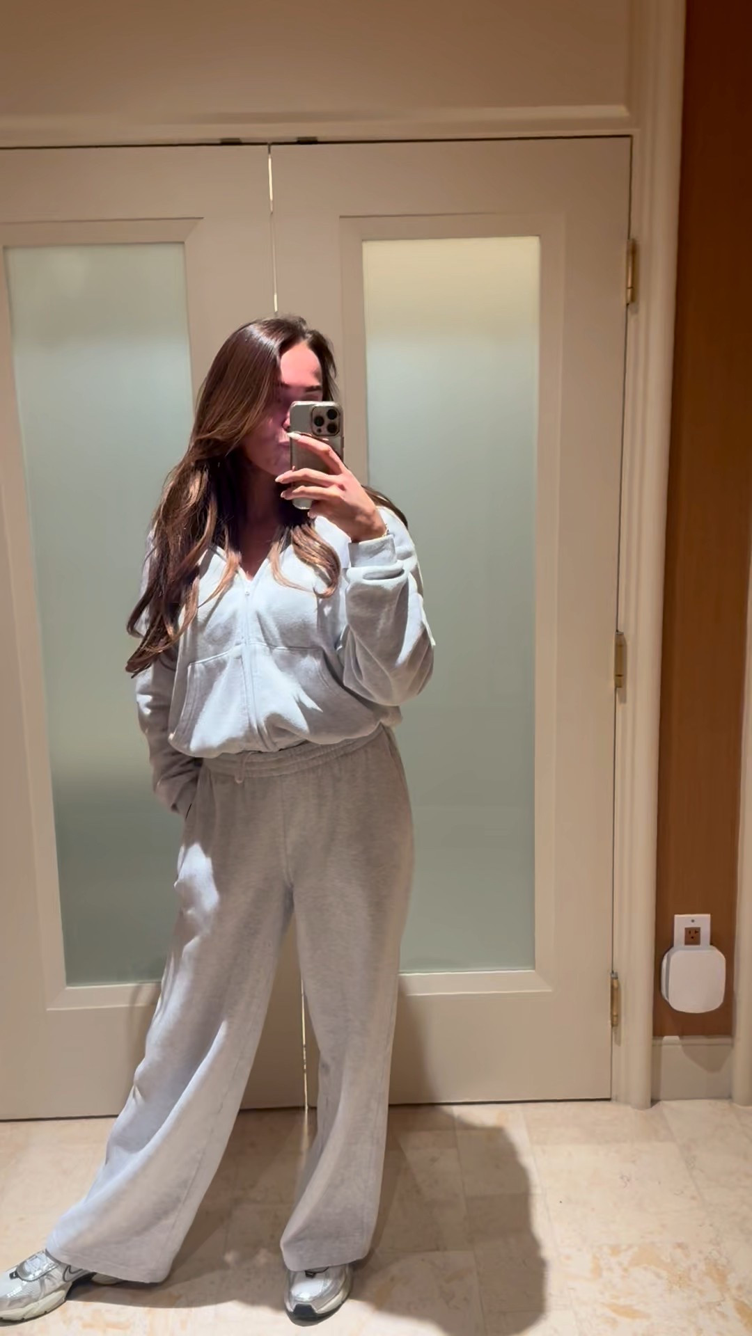 VEGAS AIRPORT FIT!!!! 

#LTKdayinmylife #LTKActive #LTKHoliday