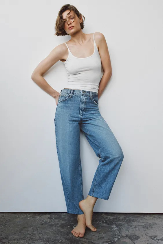 HIGH WAIST - TAPERED LEG - FULL LENGTHZARA WOMAN COLLECTIONHigh-waisted jeans with belt loops. Fi... | Zara US