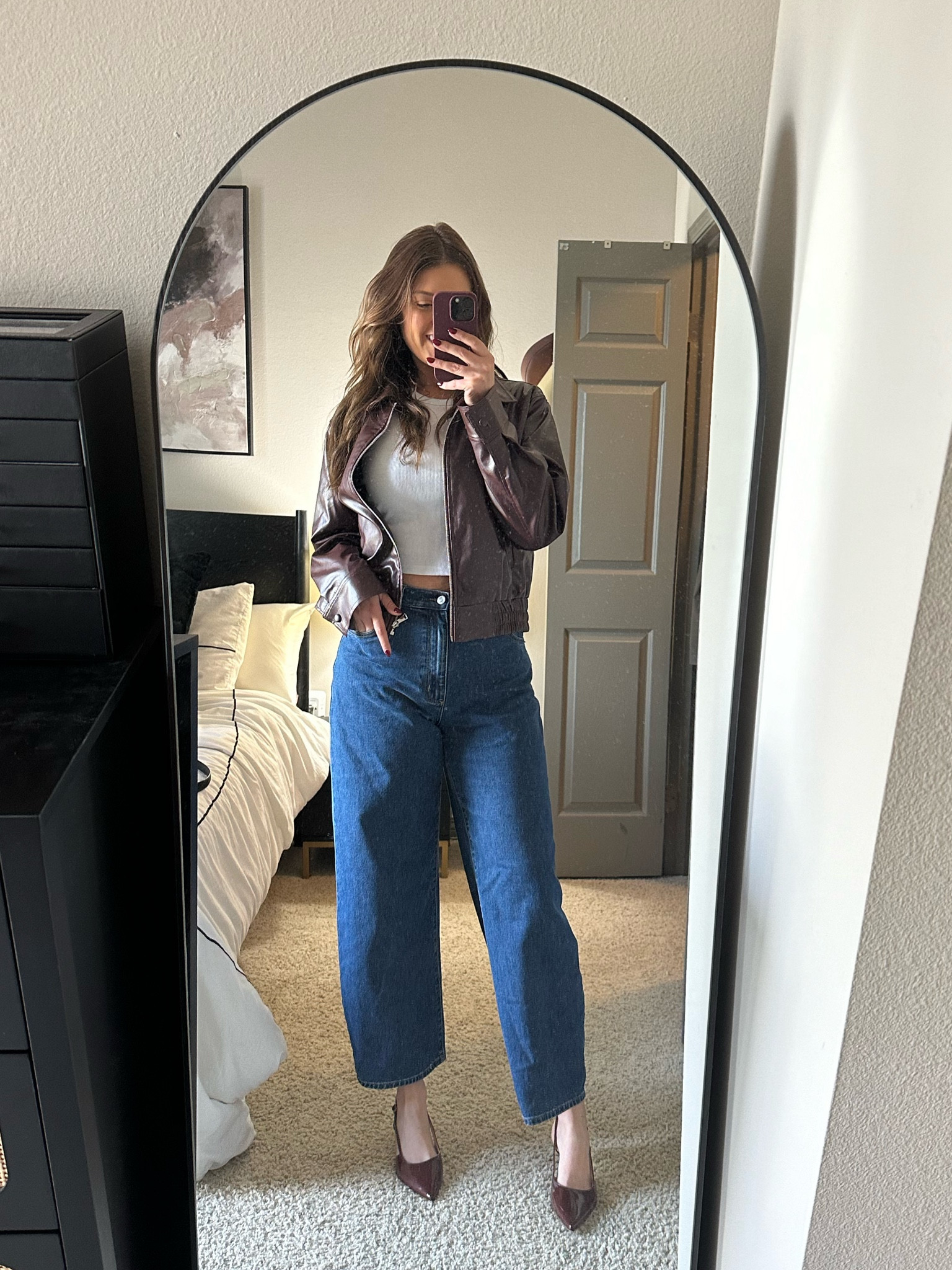 I was not into the Barrel Jean trend until I found these jeans. Love this pair from Rollas but I wish I had sized up  as the waist was extremely tight (especially after I ate a ton of food at Friendsgiving). 

#LTKSeasonal