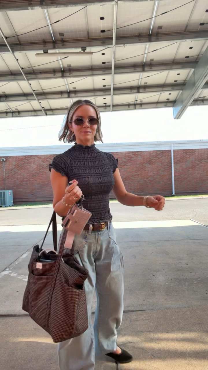 mom of 3 on the go outfit! Loving this look for fall

#LTKootd #LTKdayinmylife