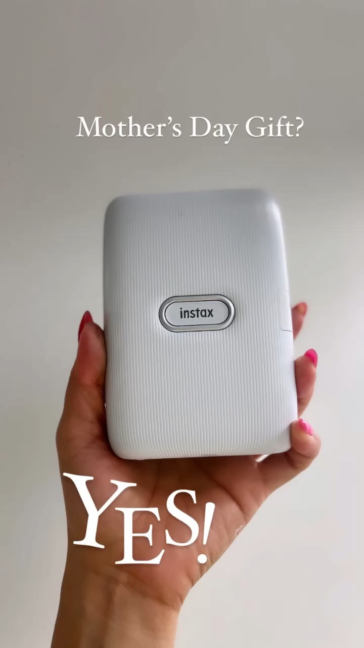 Instax ❤️❤️
#mothersday
#instax #instaxpic
#photos #birthdaygift 
#LTKfindsunder100 #LTKtravel

#LTKVideo