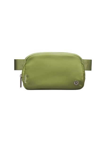 Everywhere Belt Bag 1L | Unisex Bags,Purses,Wallets | lululemon | Lululemon (US)