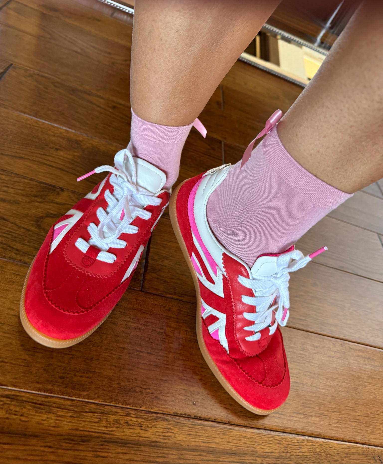 Totally loving the stylish sneaker trend! These socks with bows are pretty cute as well! 


#LTKMidsize #LTKActive #LTKGiftGuide