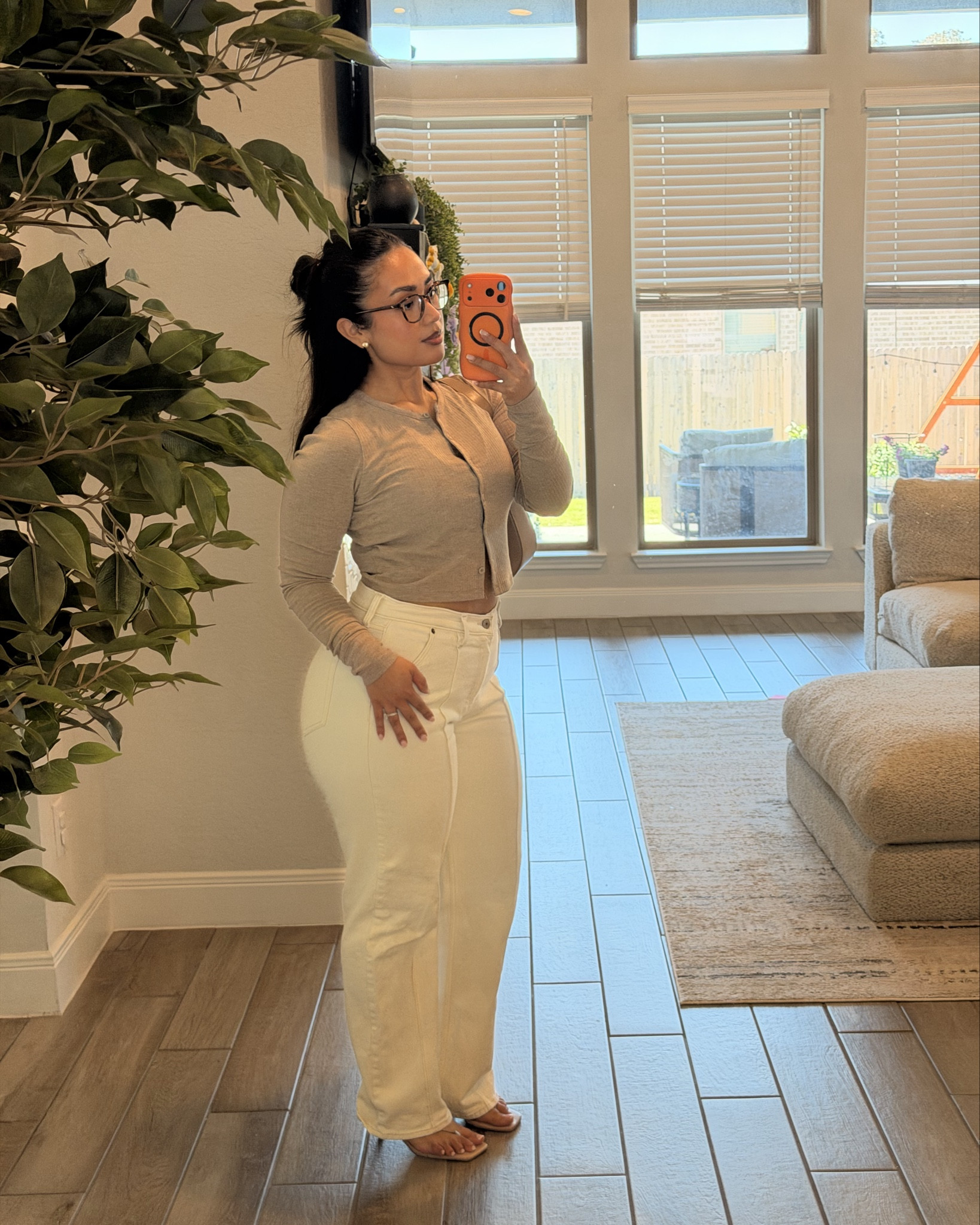 I heard white jeans are back in style 🤭

#LTKmomlife #LTKPetite #LTKMidsize