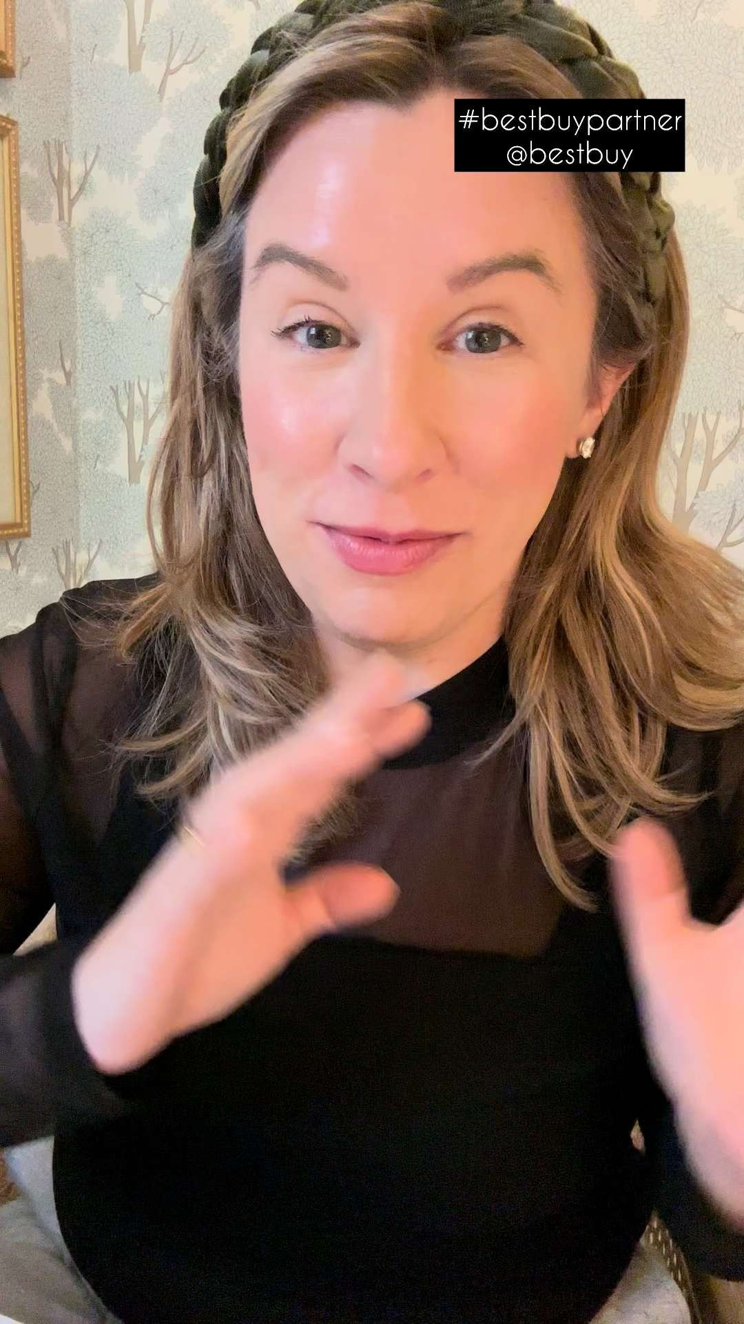 #BestBuyPartner All about the Oura Ring! I started using it three months ago and am loving the insights and analytics it gives me about my health, nearly down to the minute. I also love that I don't get constant notifications from it, like other smart devices. It's really kickstarted a focus on health. It's a great gift for guys, too.  Picking up one for my husband today! @bestbuy  

 #LTKGiftGuide #LTKfitnessgoals #LTKselfcare