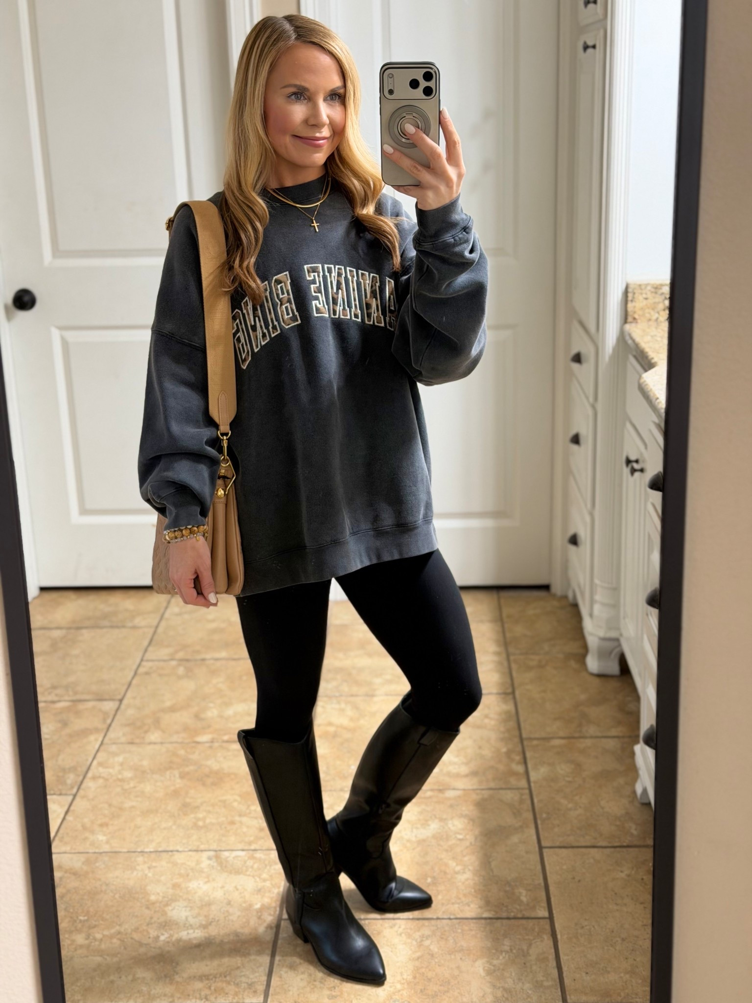 Rainy day outfit

#LTKActive #LTKPetite #LTKootd