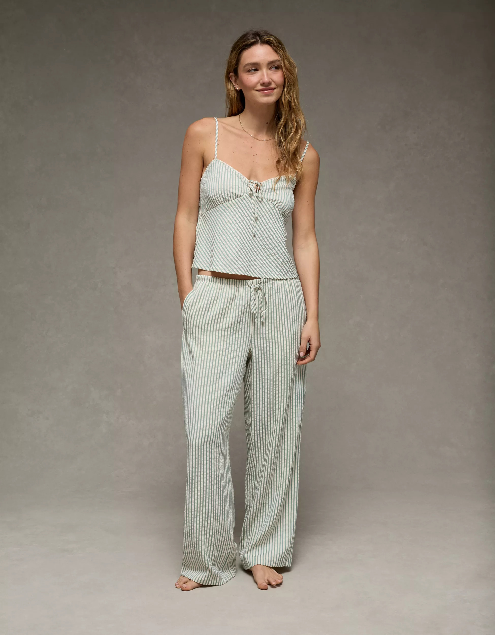 AE Seersucker Wide Leg Easy Pant | American Eagle Outfitters (US & CA)