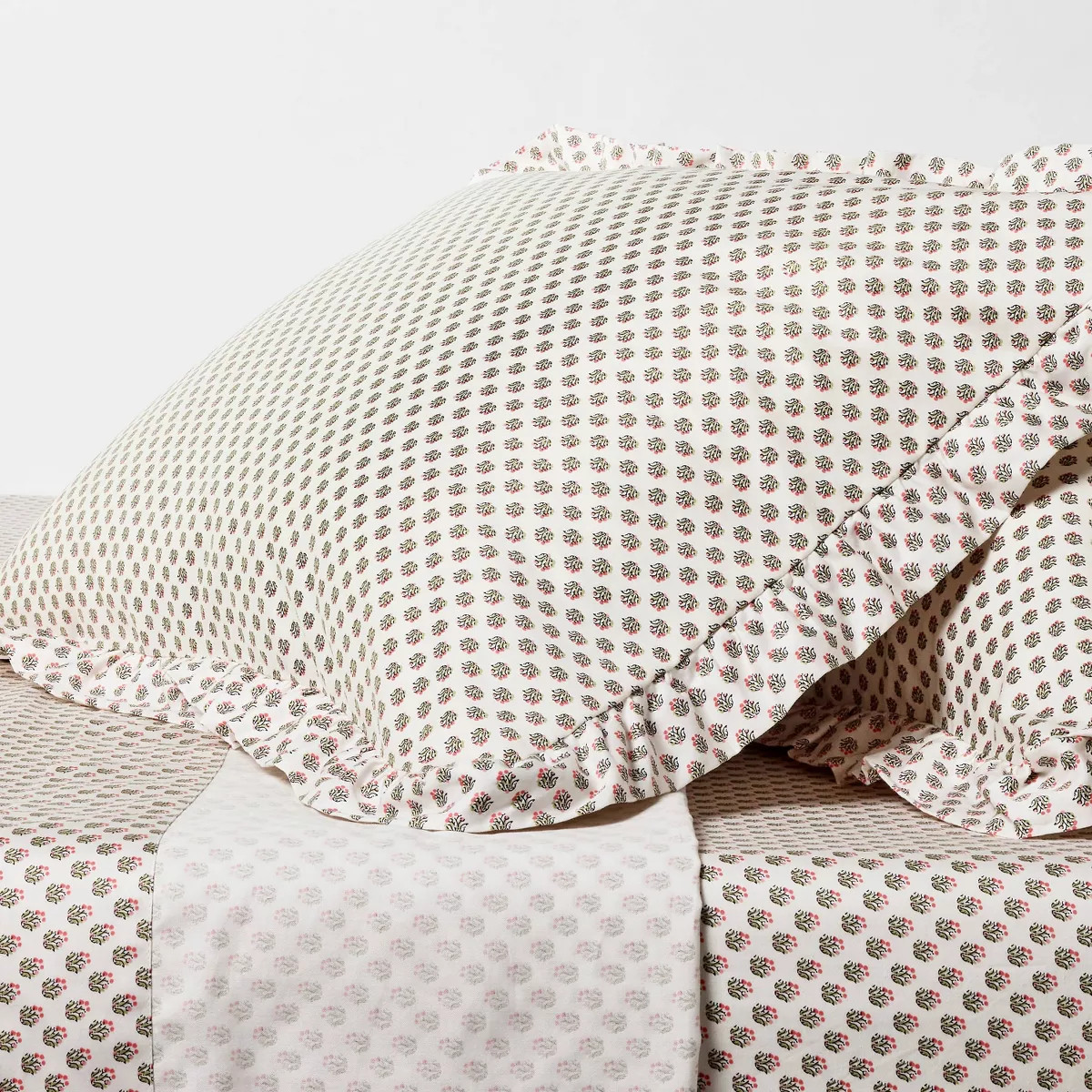 Twin/Twin XL 310 Thread Count Teen Block Print Ruffle Sheet Set Pink/Cream - Threshold™ designe... | Target