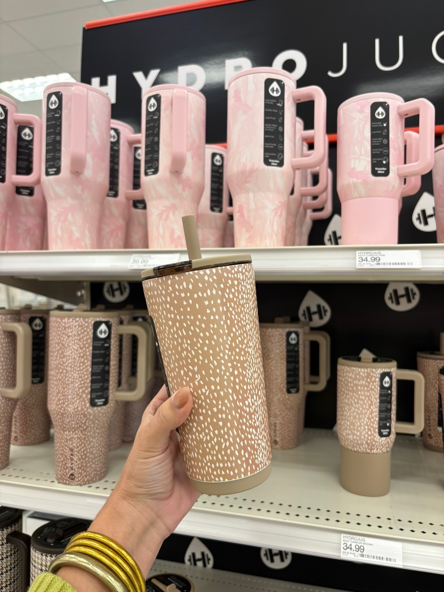 These prints!!!😍🤎 Such a cute neutral & pink tumbler!!💕

@Target @HydroJug cup, tumbler

#LTKmomlife #LTKfitnessgoals #LTKSeasonal