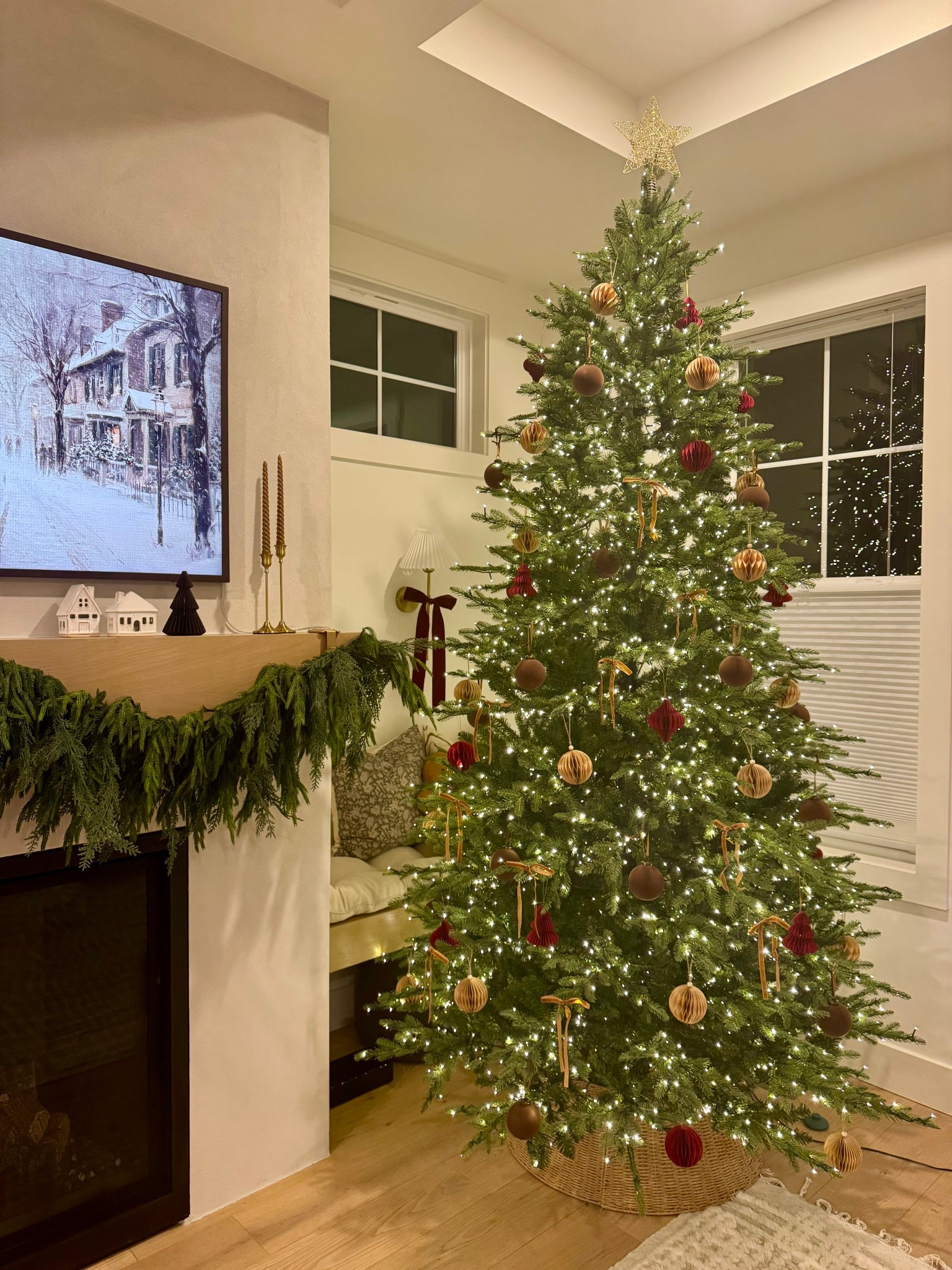 Christmas tree decor this year 🎄✨

#LTKHoliday #LTKHome #LTKSeasonal