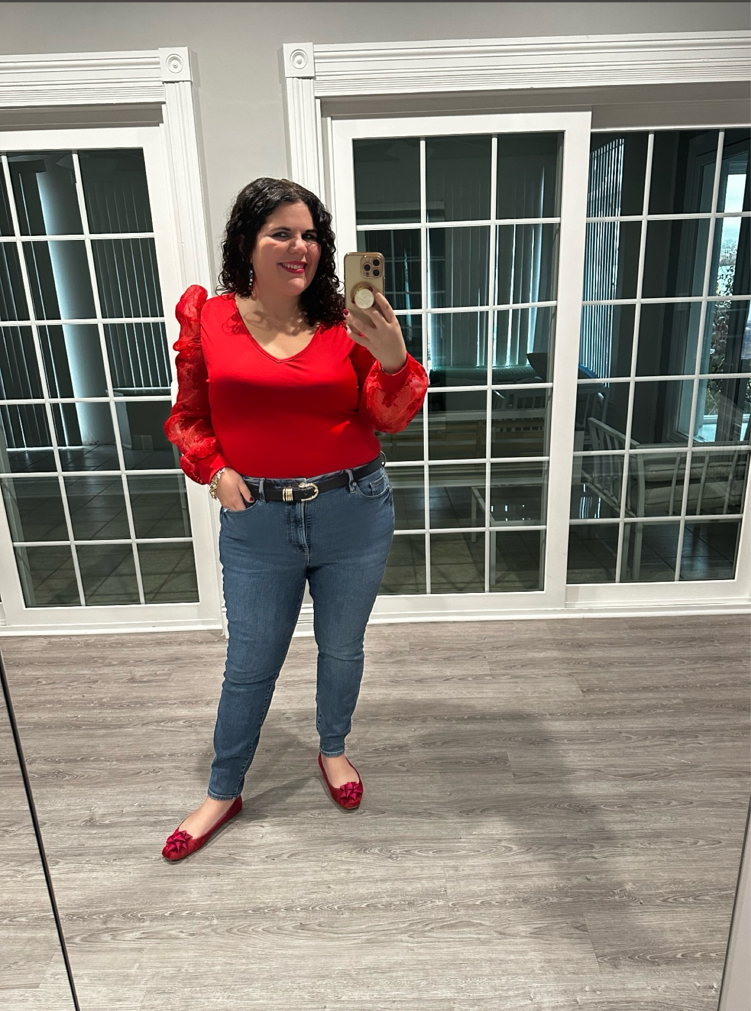 We love a red moment! 

#LTKHoliday #LTKSeasonal #LTKmidsize