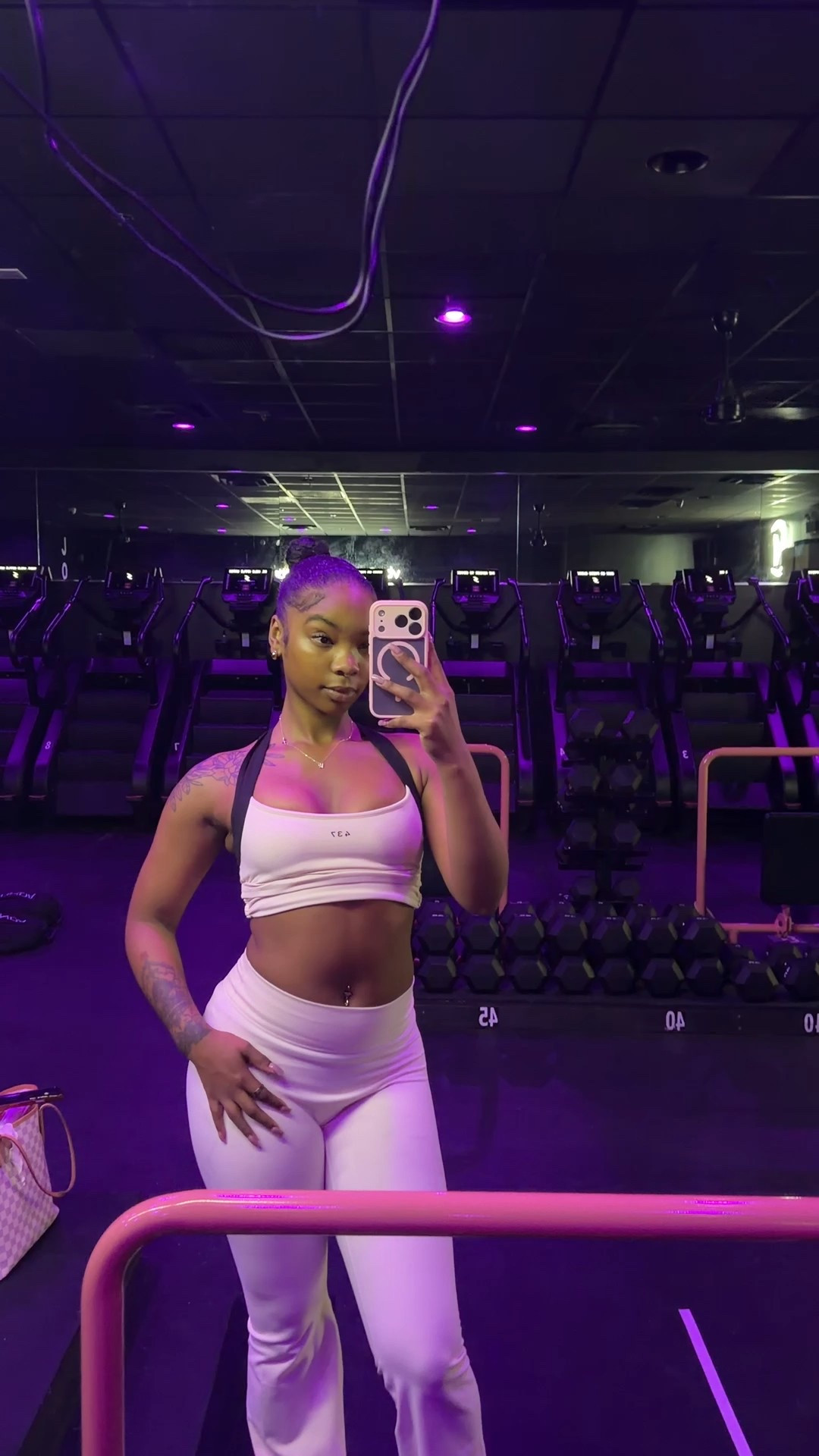 I loveee a 437 set for a workout 🤭 

#LTKfitnessgoals #LTKootd #LTKActive
