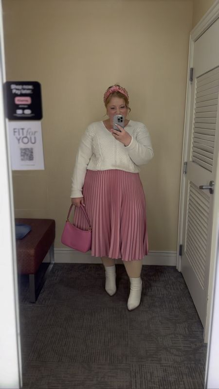 Let’s try on some transitional spring pieces from @lanebryant! The team sent me a gift card to visit my local store, and I found lots to love! There’s lots of hot pink for spring, sweaters on sale, and tons of new denim, including these Tighter Tummy High Rise Skinny Jeans. I went in for sleepwear and underwear, which is what I went home with. But I just keep thinking about this fab pink trench!😍🩷🛍️Shop my try-on on LTK and enjoy B1G1 75% OFF now at #LaneBryant! #giftedbylanebryant 




#LTKSeasonal #LTKfindsunder100 #LTKplussize