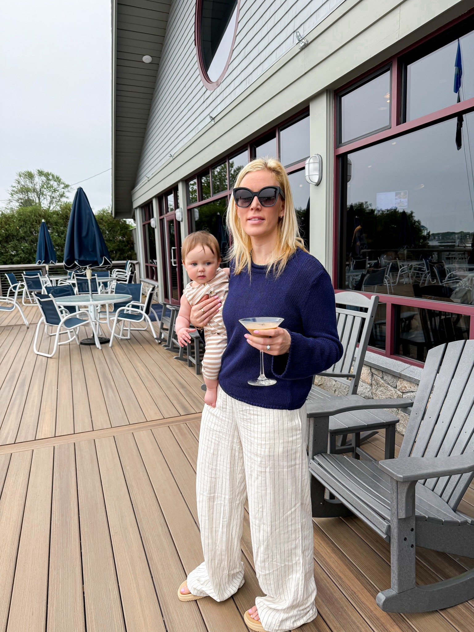 The best summer weight sweater and linen pants 

#LTKFindsUnder50 #LTKStyleTip #LTKSeasonal