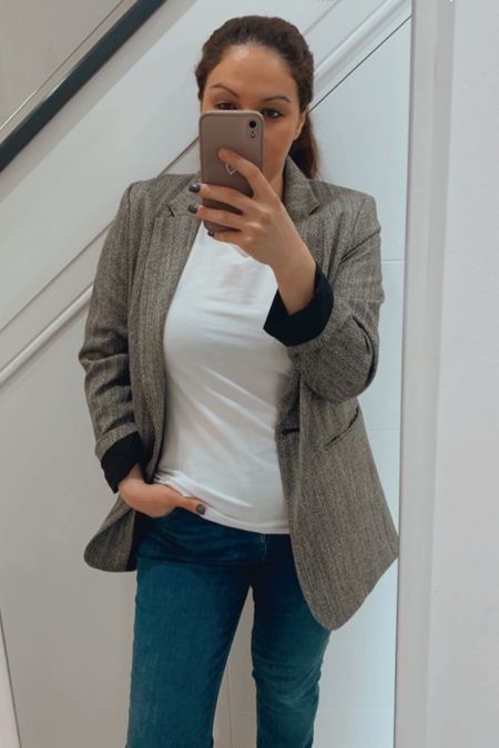 Work wear. Spring style. Blazer.
Spring blazer. H&m blazer. Abercrombie jeans. Amazon fashion. Size M - 165cm 

#LTKSeasonal #LTKworkwear #LTKstyletip