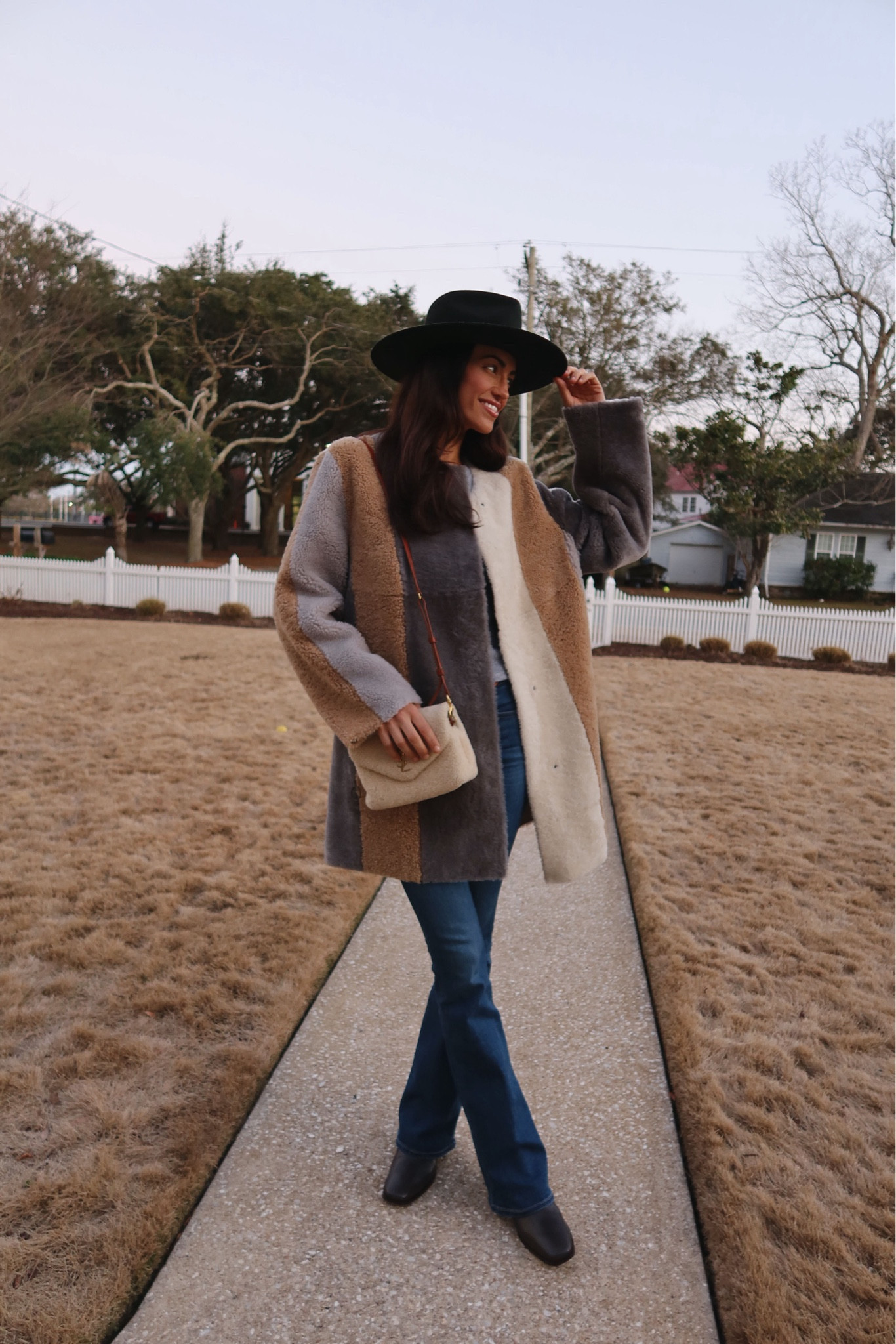 Cozy, chic, and timeless 

This color-block shearling coat is everything for winter—warm, stylish, and effortlessly versatile. Paired with classic denim and boots for the perfect cold-weather look! #WinterStyle #ShearlingCoat #EffortlessFashion #ColdWeatherChic #LTKWinterStyle #ShopMyLook

#LTKStyleTip #LTKTravel #LTKPetite