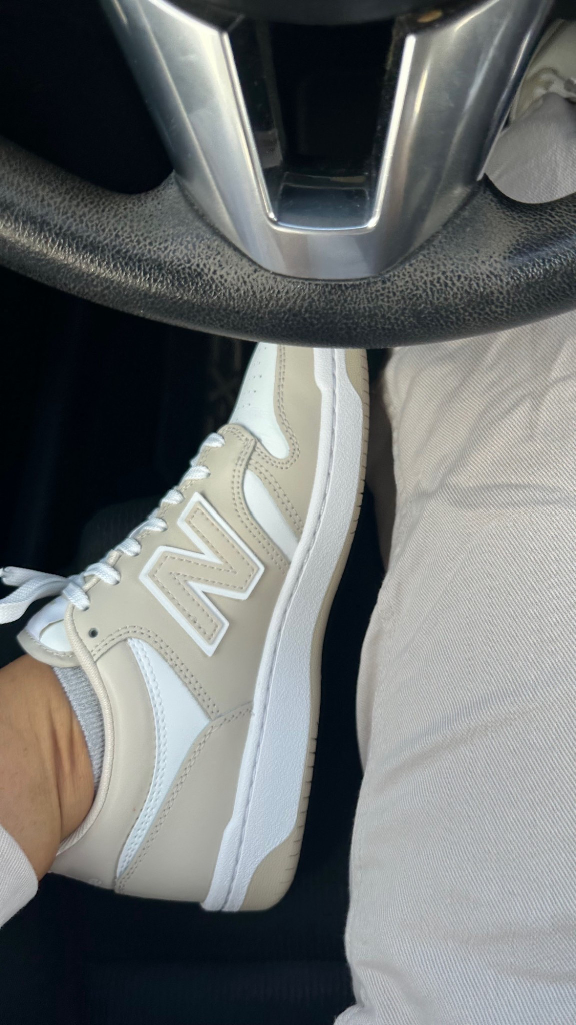 When your sneakers match your khaki cargo pants 👟

#LTKActive #LTKSaleAlert #LTKShoeCrush
