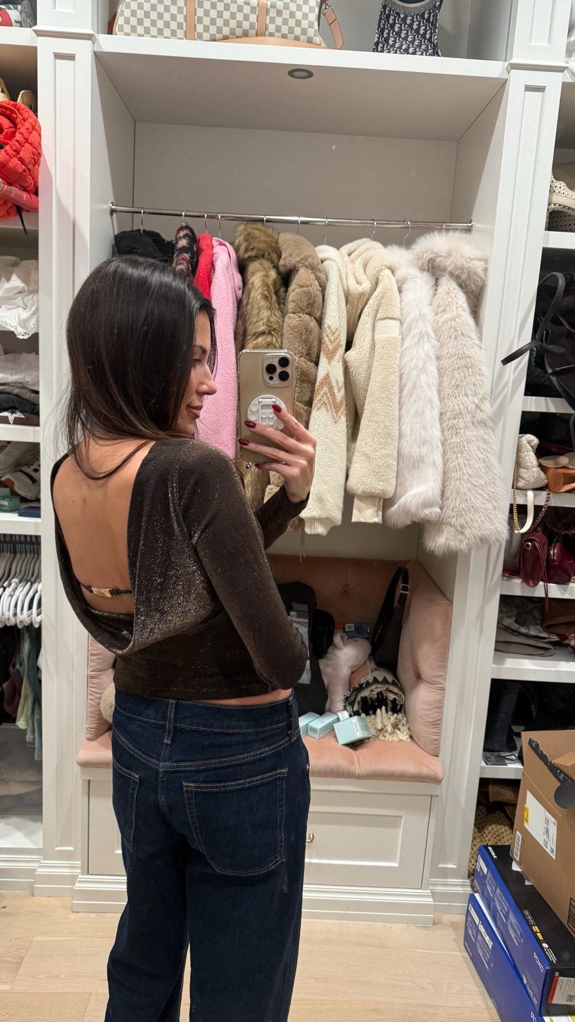 Date night outfit - love this shimmer top from @abercrombie 

#LTKSeasonal #LTKFindsUnder100