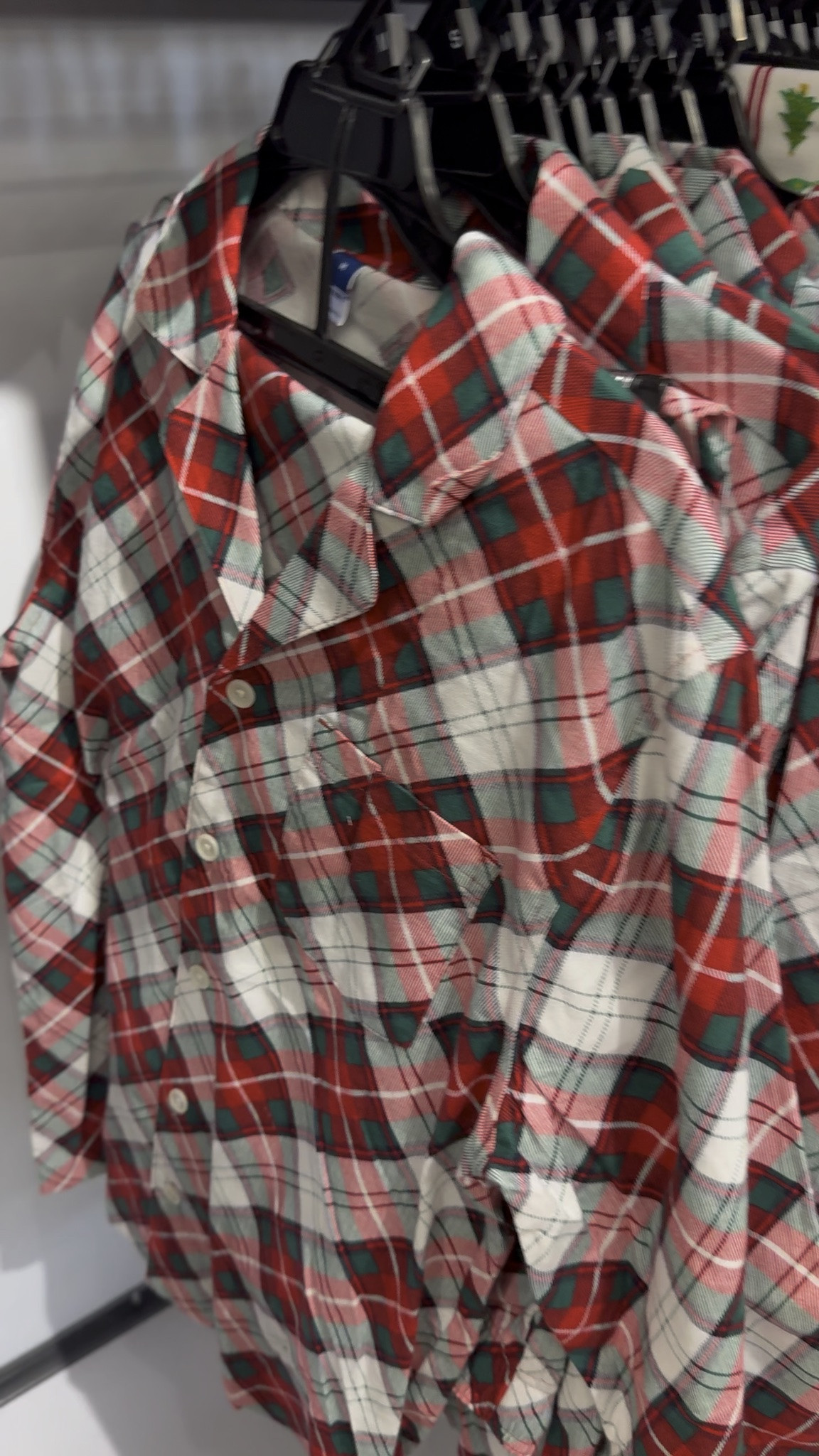 OLD NAVY CHRISTMAS PAJAMAS ARE 50% OFF! 🎄🎅🏽❤️

THIS IS YOUR SIGN TO GET THE MATCHING PAJAMAS! 😍 Old Navy is doing 50% OFF ALL PAJAMAS, including the Christmas pajamas!

They have sizes for BABIES, TODDLERS, KIDS AND ADULTS! 👨‍👩‍👧‍👦

I linked all my favorites on my LTK!

#OldNavy #ChristmasPajamas #FamilyPajamas #LTKFinds

#LTKKids #LTKSaleAlert #LTKmomlife