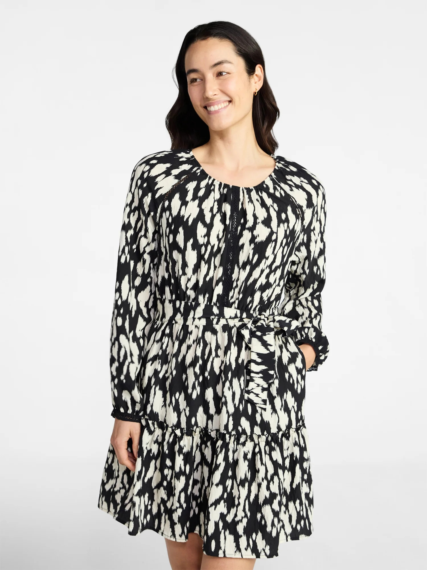 Time and Tru Women's Lace Trimmed Mini Dress with Long Sleeves, Sizes XS – XXXL | Walmart (US)