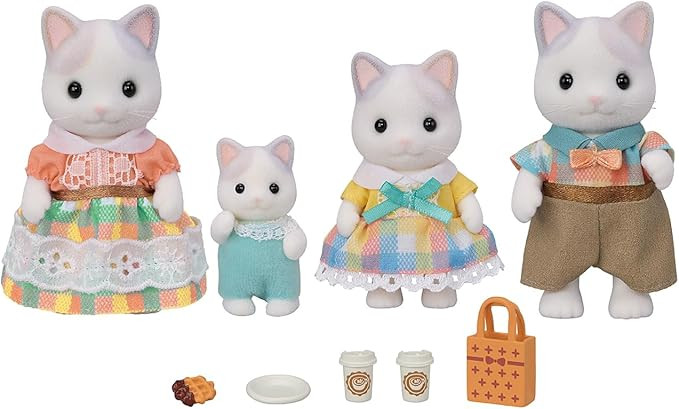 Calico Critters Latte Cat Family - Set of 4 Collectible Doll Figures for Ages 3+ | Amazon (US)