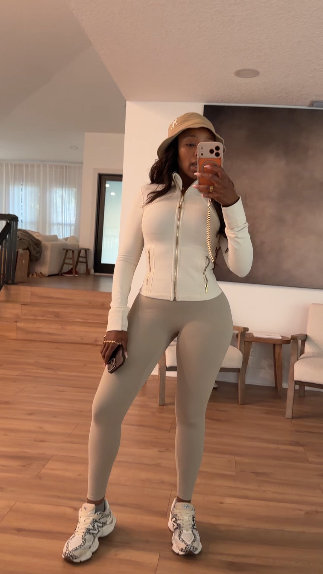 Hi babes!

This @lululemon  set is that clean, elevated athleisure look — fitted, flattering, and so easy to throw on while still looking put together.

Where to wear this:
Running errands
Coffee runs
Travel days
Casual off-duty looks

I love sets like this because you can mix and match the pieces with other staples — so your cost per wear drops fast while still keeping that polished vibe.

Everything is linked below

xx Kira | Kira’s Fashion Finds

34D - 27 - 40 | size small