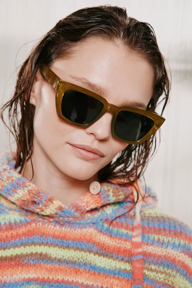 Muir Plastic Rectangle Sunglasses | Urban Outfitters (US and RoW)