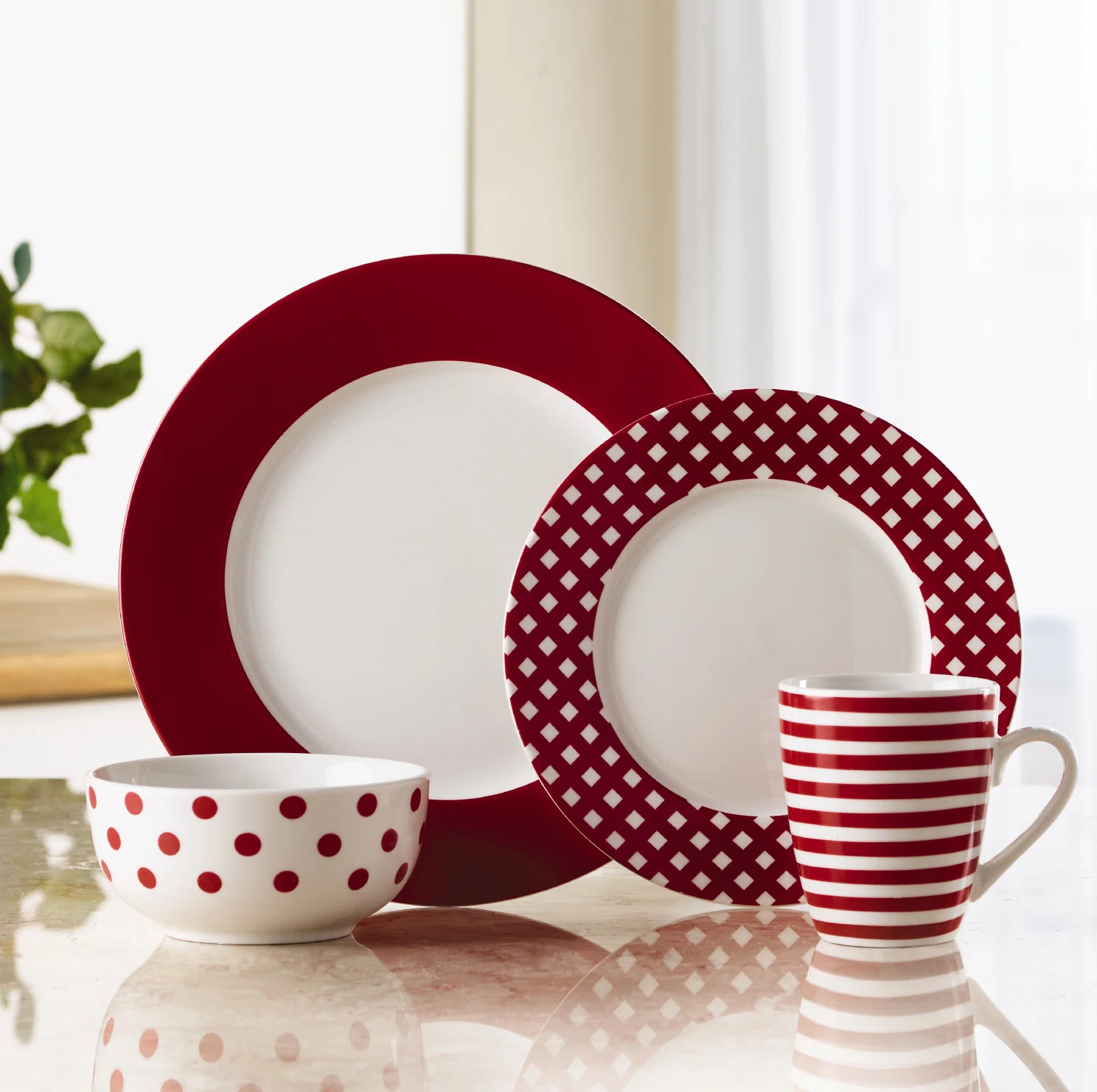 Pfaltzgraff Everyday Kenna Red 16-Piece Porcelain Dinnerware Set, Service for 4 | Wayfair North America