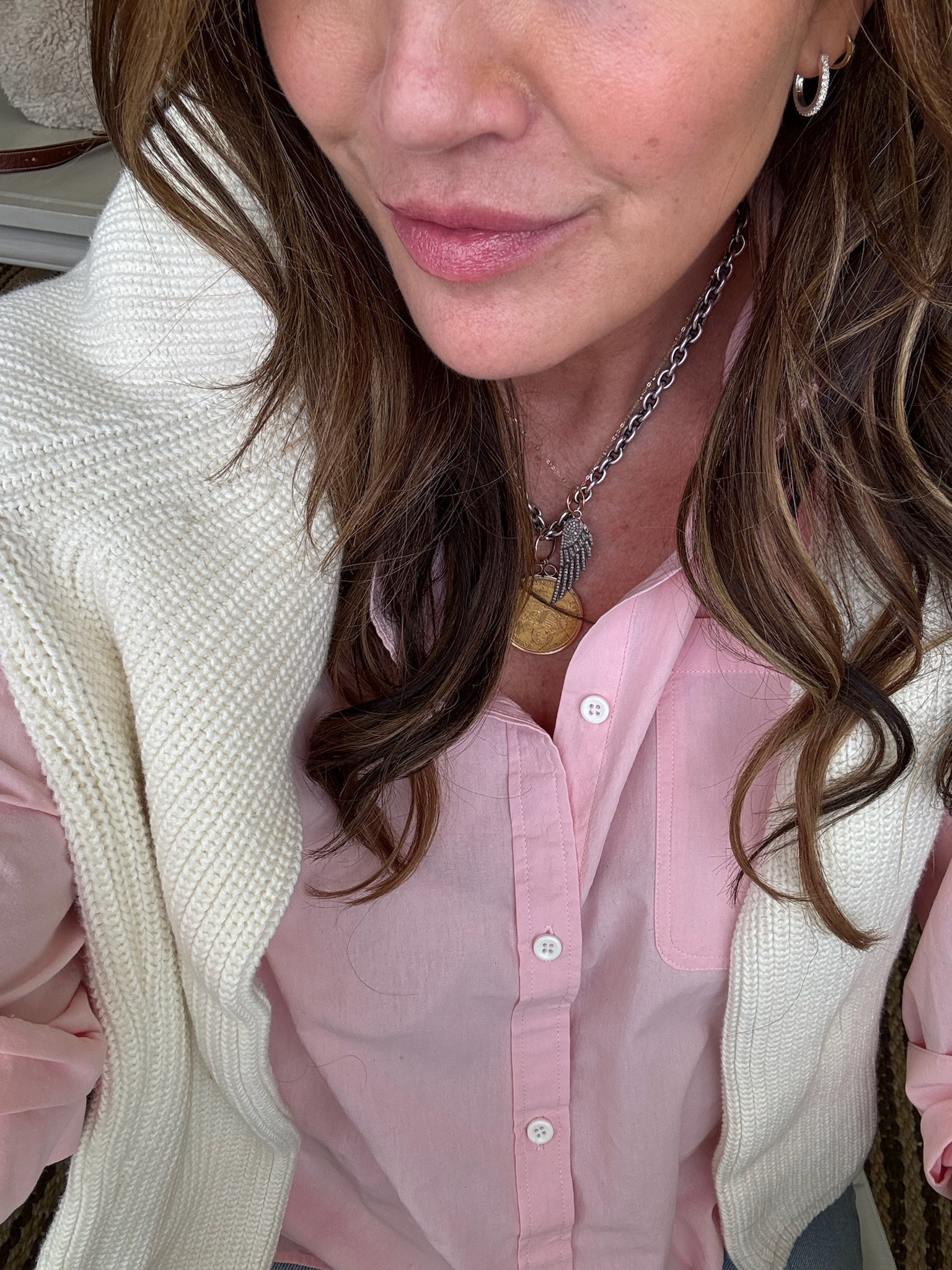 Happy May 1st! Felt like pulling out my new pink blouse from Amazon. I got an XXL because they were running low on sizes but I honestly prefer the more oversized look!

#LTKstyletip #LTKfindsunder50 #LTKSeasonal