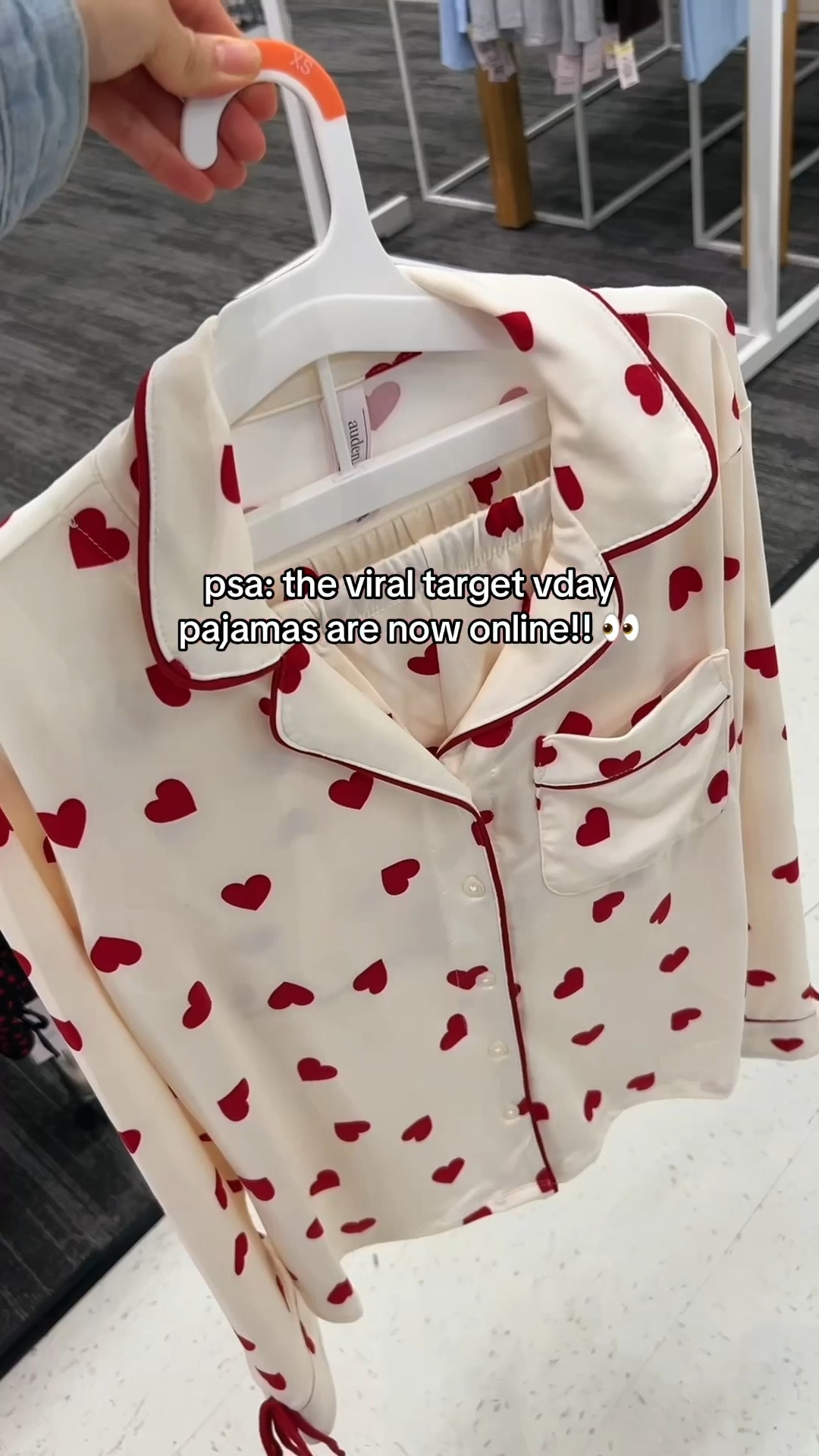 Target Valentine’s pajama sets!!😍 Love the bow details on the sleeve 🎀

#target #targetfinds #valentinesday #valentines #galentines #galentinesday #party #pajamaset #pajamas #loungewear #sleepwear #casual #coquette #bow 


#LTKootd #LTKSeasonal #LTKgrwm