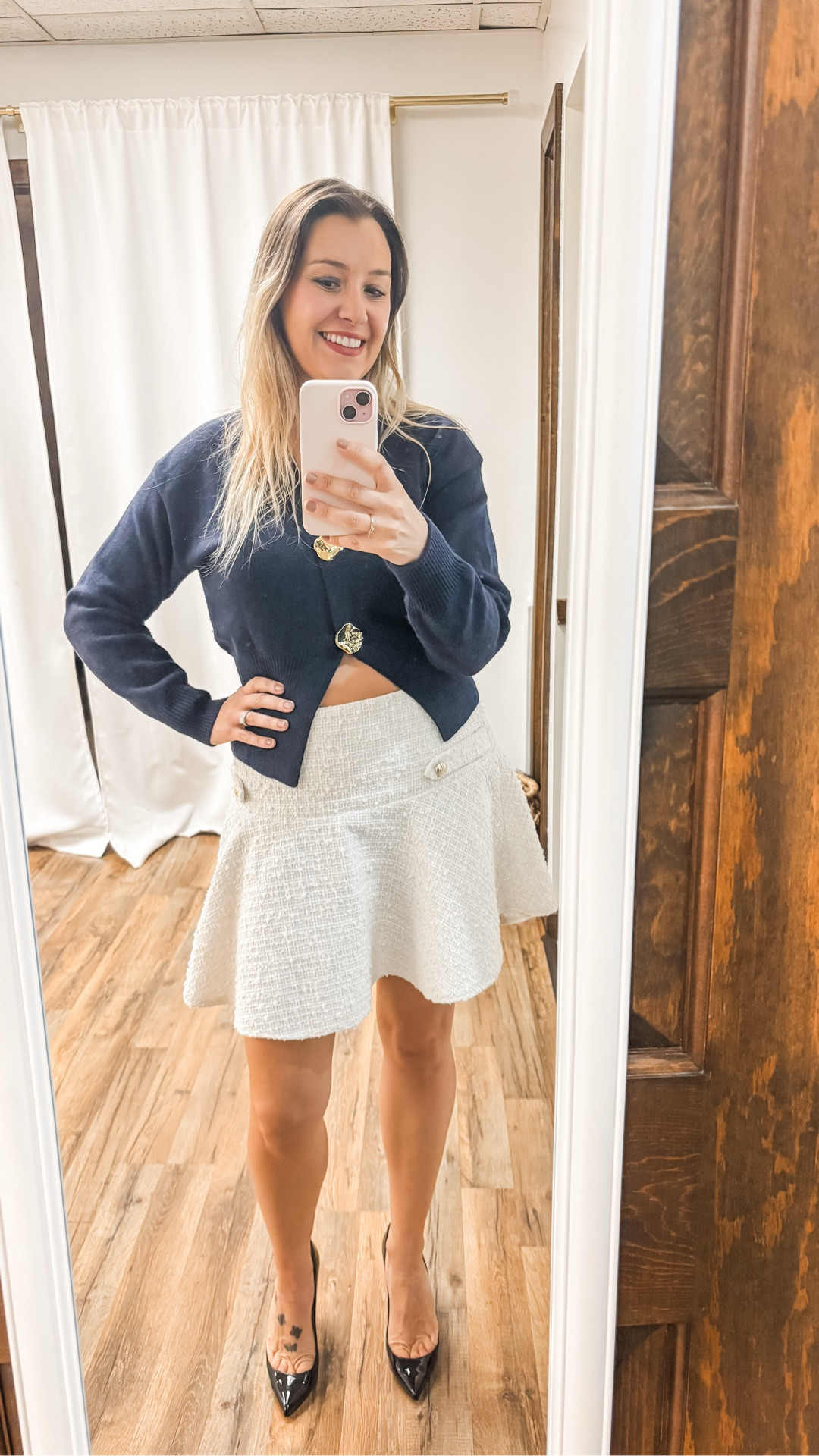 When yearning for a special outfit, it’s all about the details. Take this basics cardigan and tweed skirt and see how it’s instantly elevated with gold hardware ✨you will see this on repeat this fall/winter! Skirt is from H&M last year, so I tagged some cute dupes in the links for you guys. 

#LTKSeasonal #LTKWorkwear #LTKStyleTip