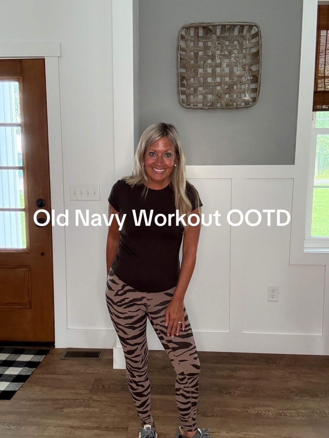 Workout OOTD from @OldNavy
Leggings are buttery soft and TTS!  Also loving this top.  Find my outfit linked 👇.  #ad#workoutootd

#LTKSaleAlert #LTKPetite #LTKActive