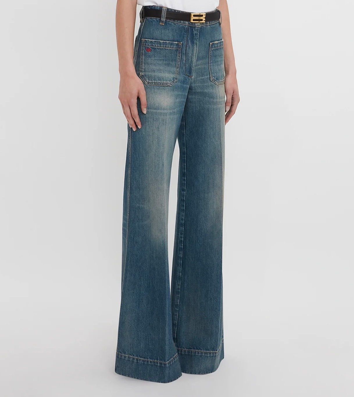 The popular Victoria Beckham “Alina” jeans and dupes 👖 

#LTKFindsUnder100 #LTKStyleTip