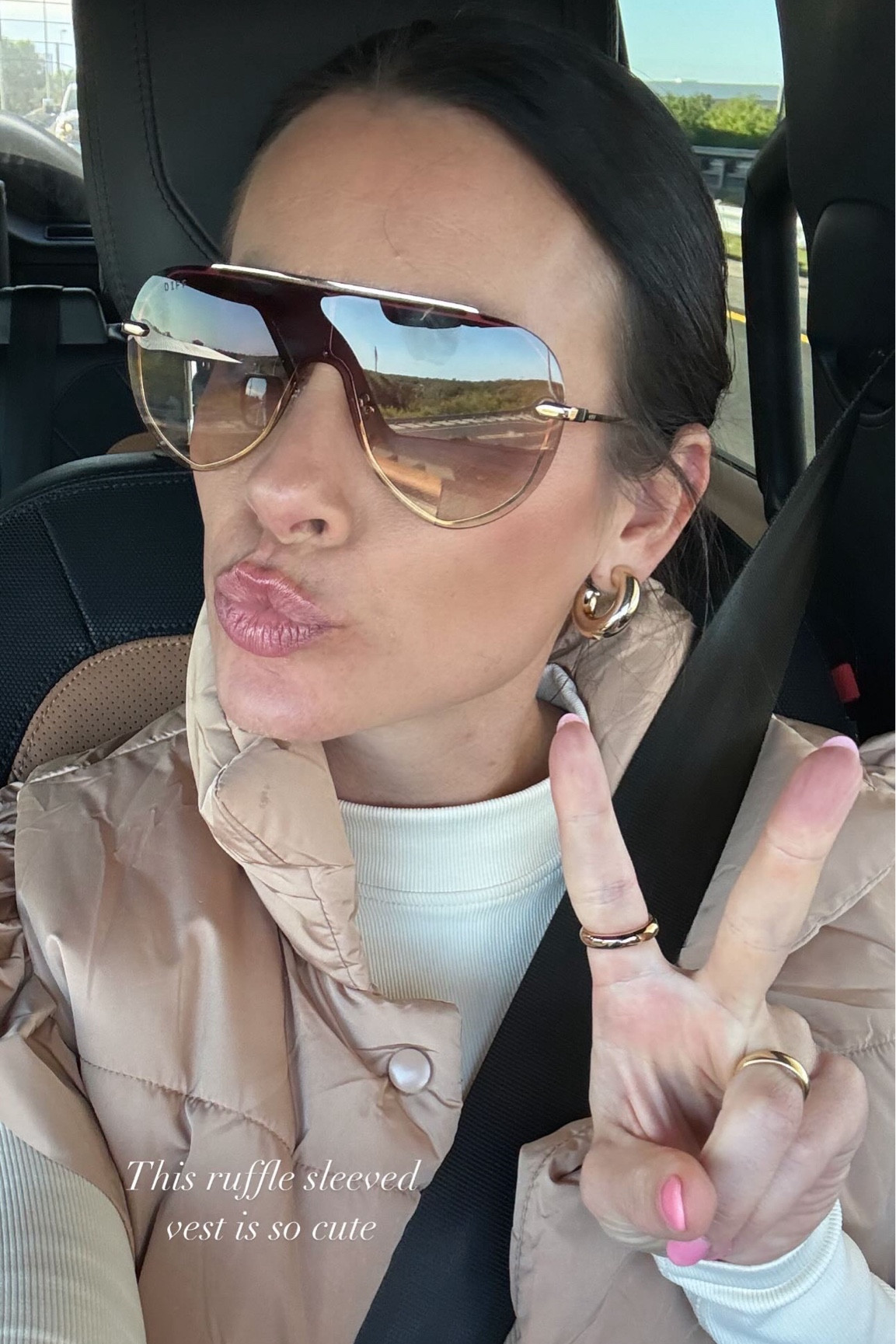 Ruffled puff sleeve vest 

#LTKSeasonal